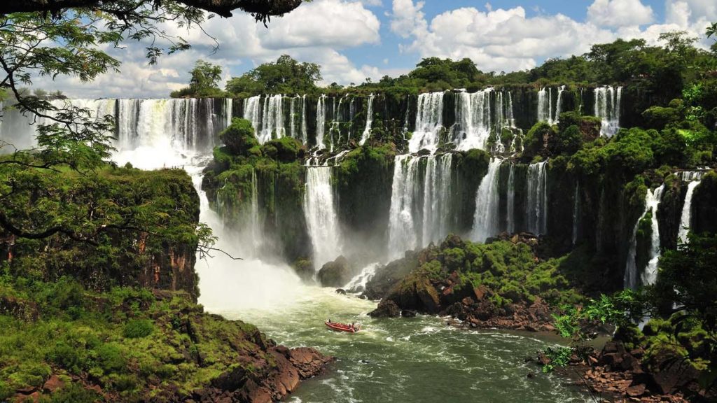 most popular tourist attractions in paraguay